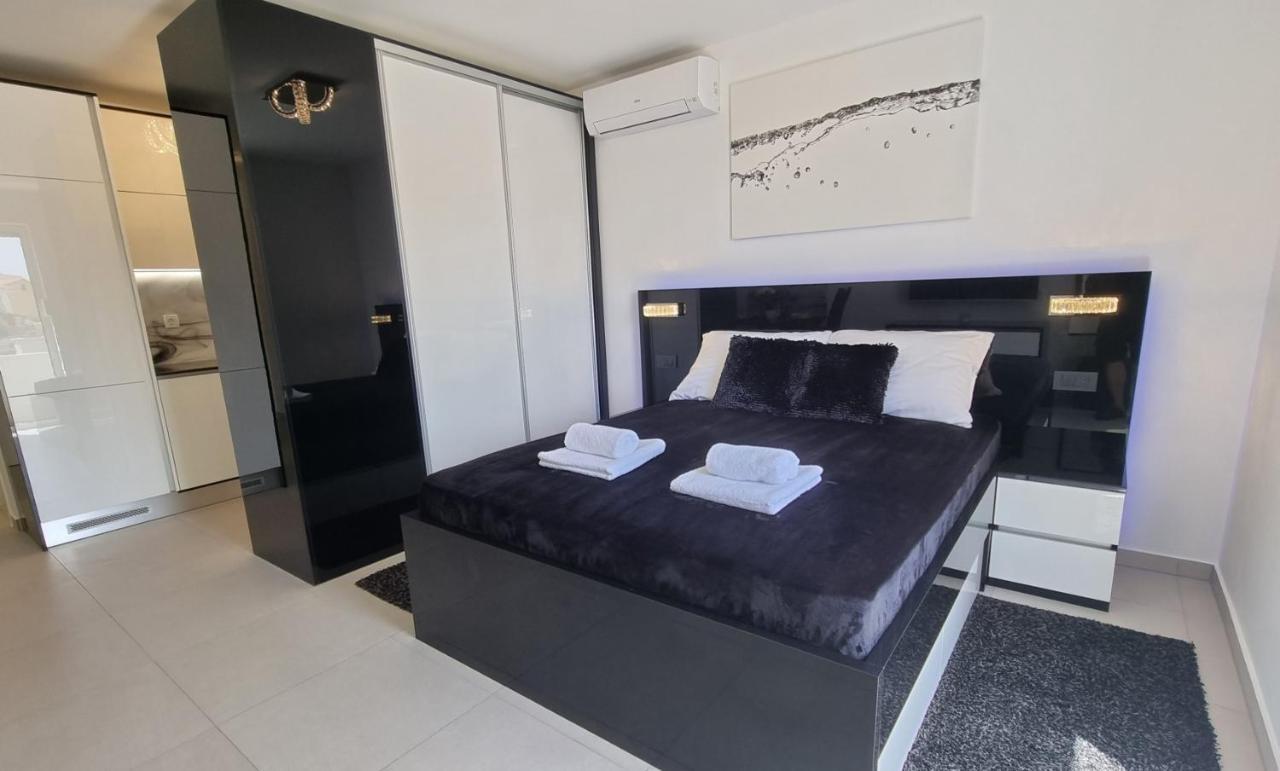 Bartol Luxury Apartments Krk Croatia, With Own Hot Tub - Whirlpool Крк Экстерьер фото